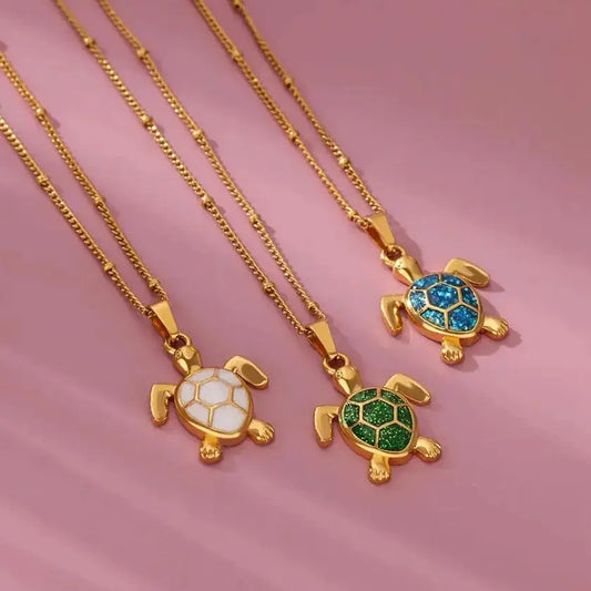 Collar con colgante de tortuga